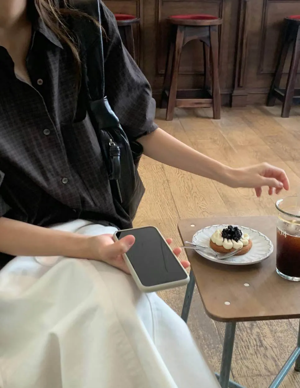 DELE CHECKERED BLOUSE