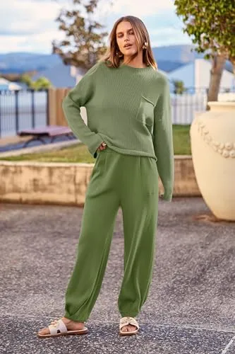 PRETTYGARDEN Women's 2 Piece Tracksuit Outfit Long Sleeve Pullover Top High Waisted Sweatpants with Pockets (Dark Green,Small)