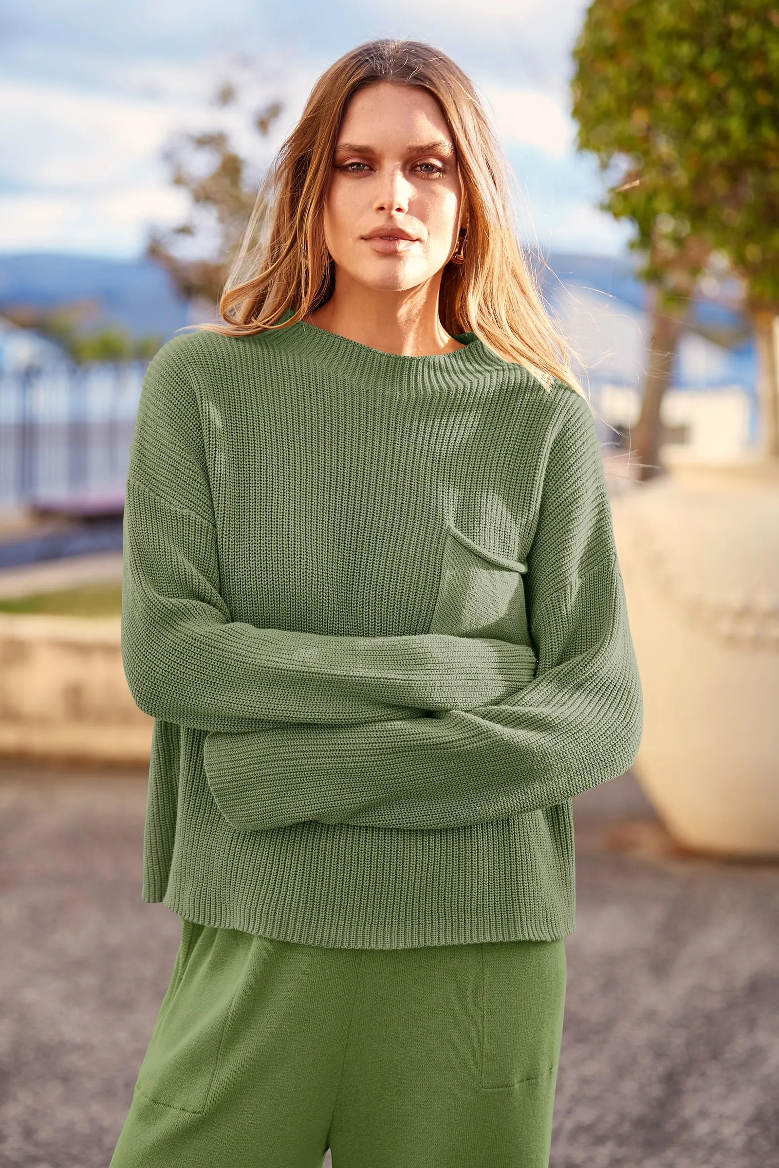 PRETTYGARDEN Women's 2 Piece Tracksuit Outfit Long Sleeve Pullover Top High Waisted Sweatpants with Pockets (Dark Green,Small)